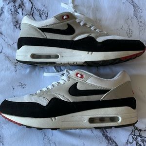 Nike Air Max 1, white black red, size 10 US